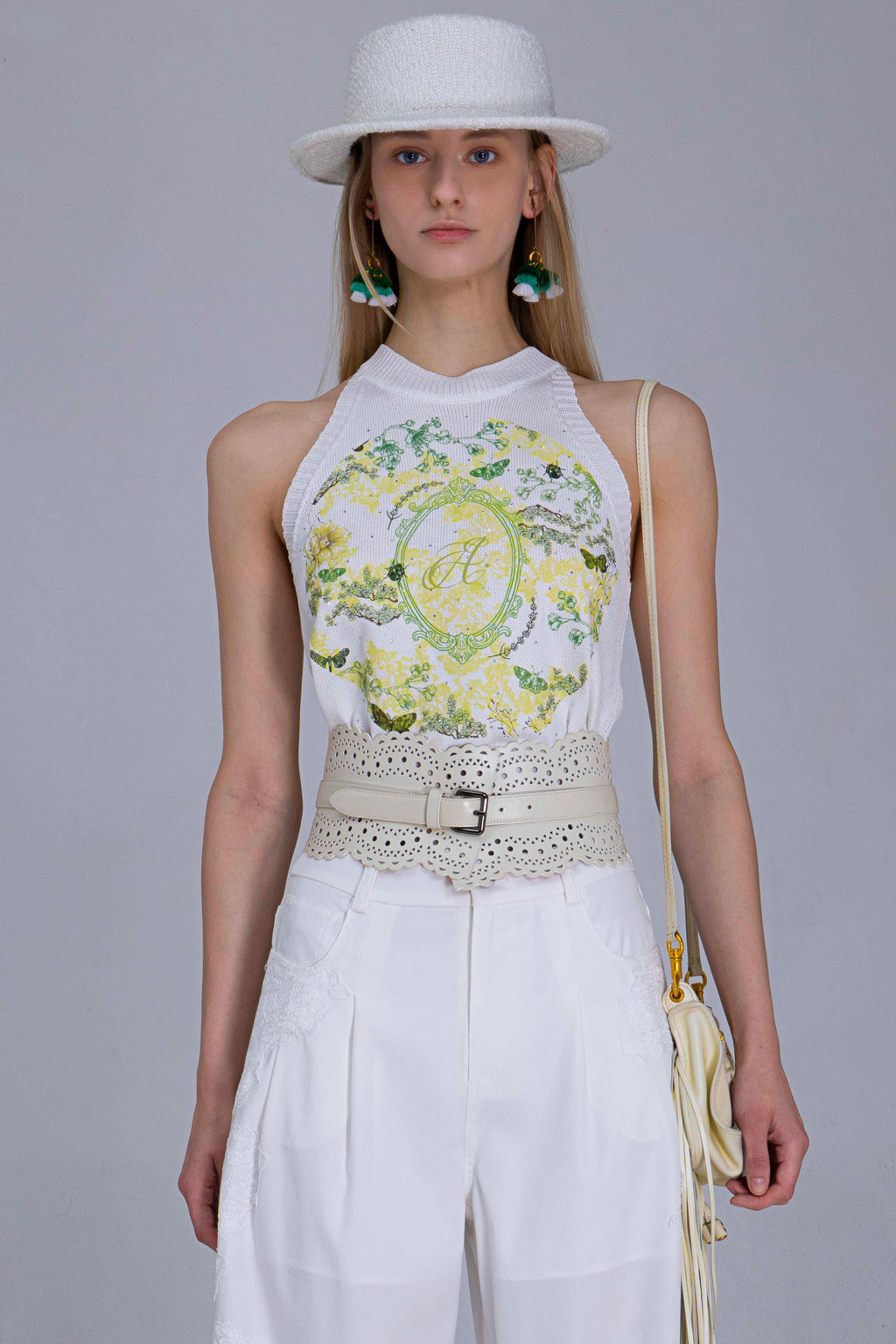 Wide Legged Pants With Scallop Lace On Side